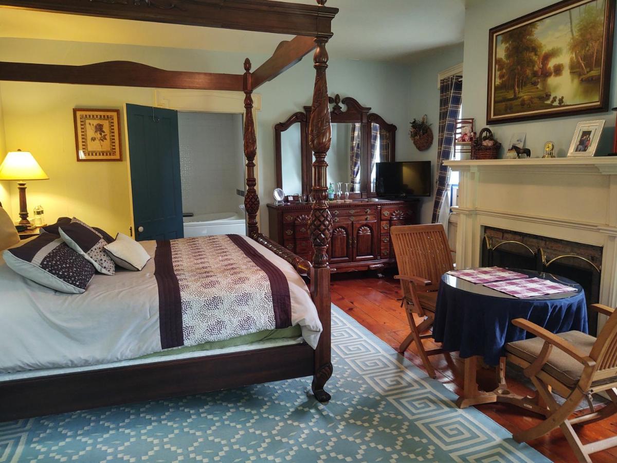 1805 House Bed & Breakfast Hollowville Ngoại thất bức ảnh